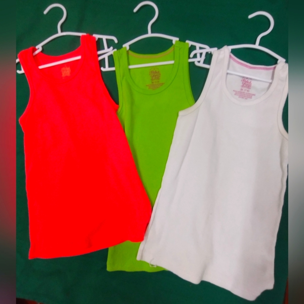 Tank Top Bundle - Picture 2 of 2